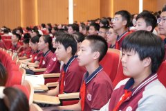 切实肩党育人、为国育才的高尚